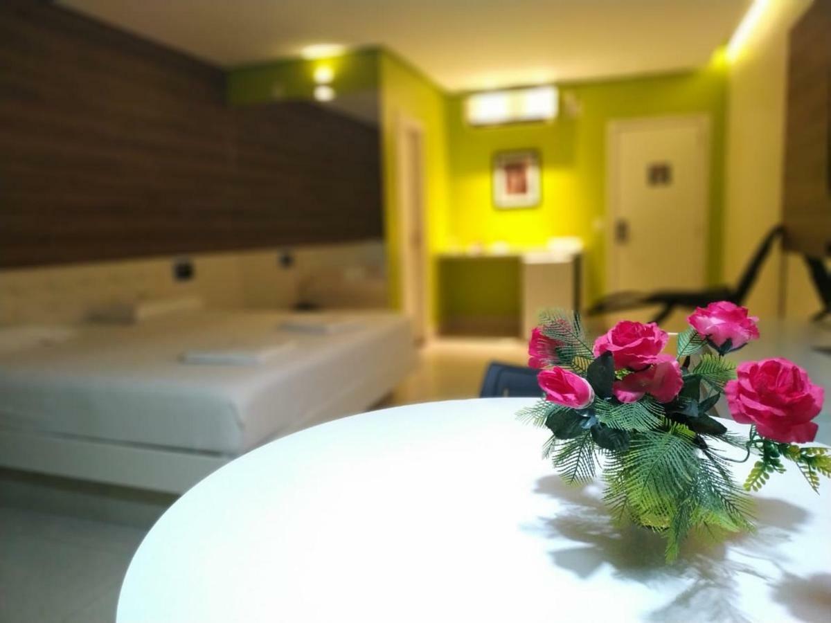 Vegas Motel Императриз Екстериор снимка